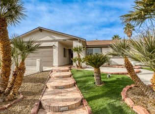 734 Arrowhead Trl, Henderson, NV 89002