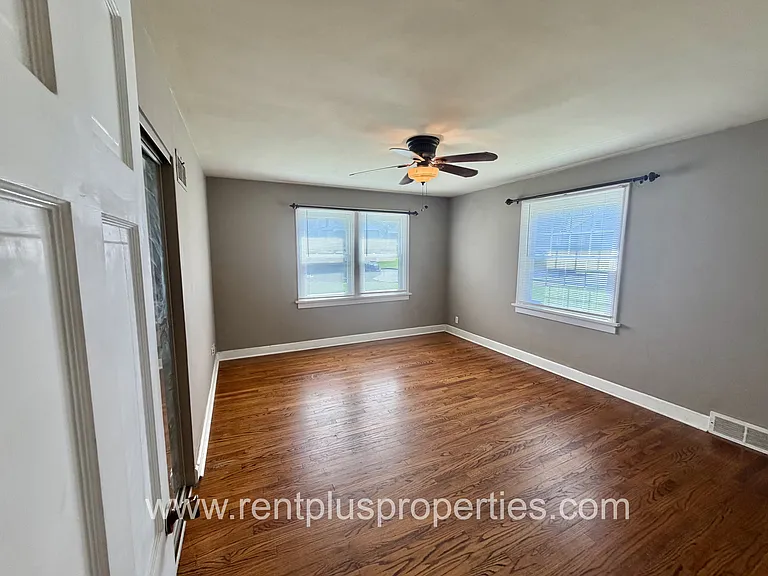 9001 McNulty Dr — Photo 8