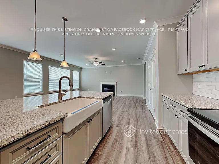 150 Habersham Ct — Photo 9