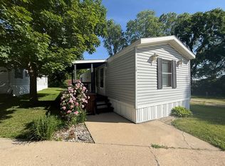 Woodridge Estates, Freeport, IL 61032
