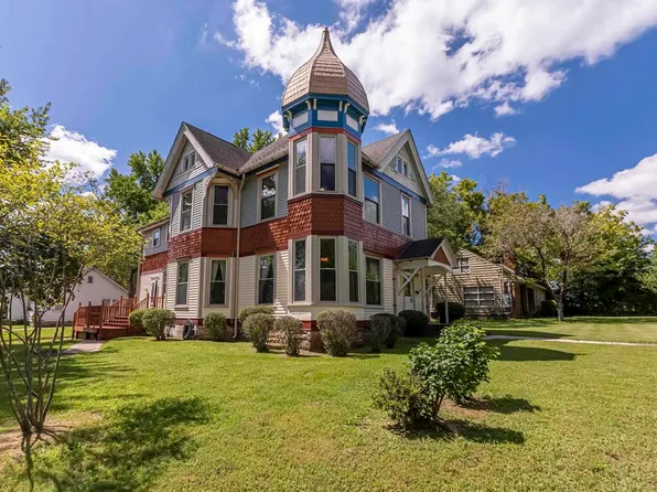 601 W Oak St, Carbondale, IL 62901