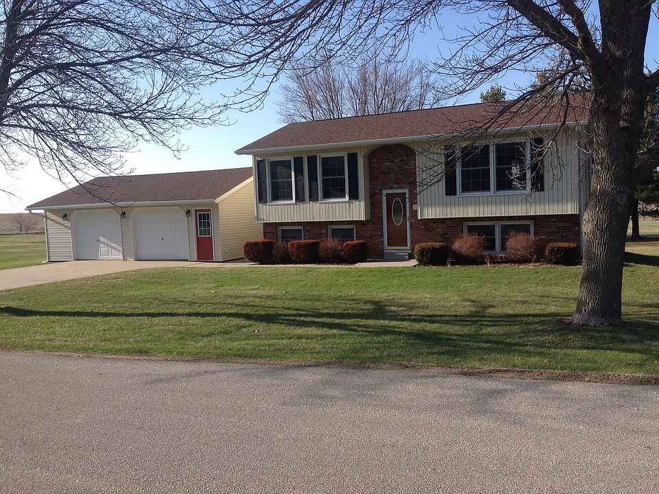 1st image of 734 Carter Dr