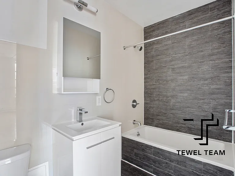 167 W 122nd St #22A — Photo 7