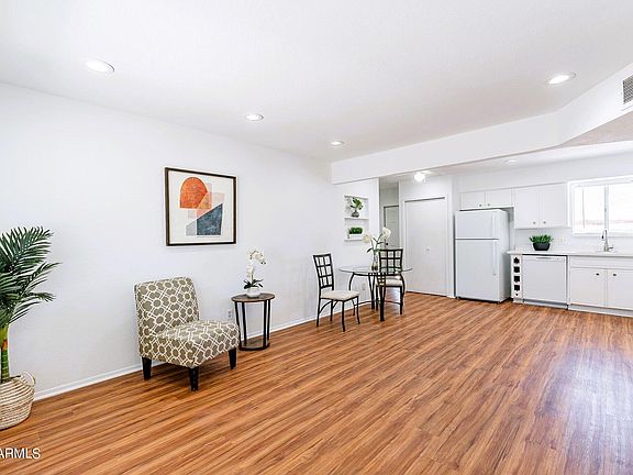 5th image of 3028 E DELTA Avenue