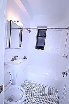 139-12 34th Rd #C5 — Photo 7