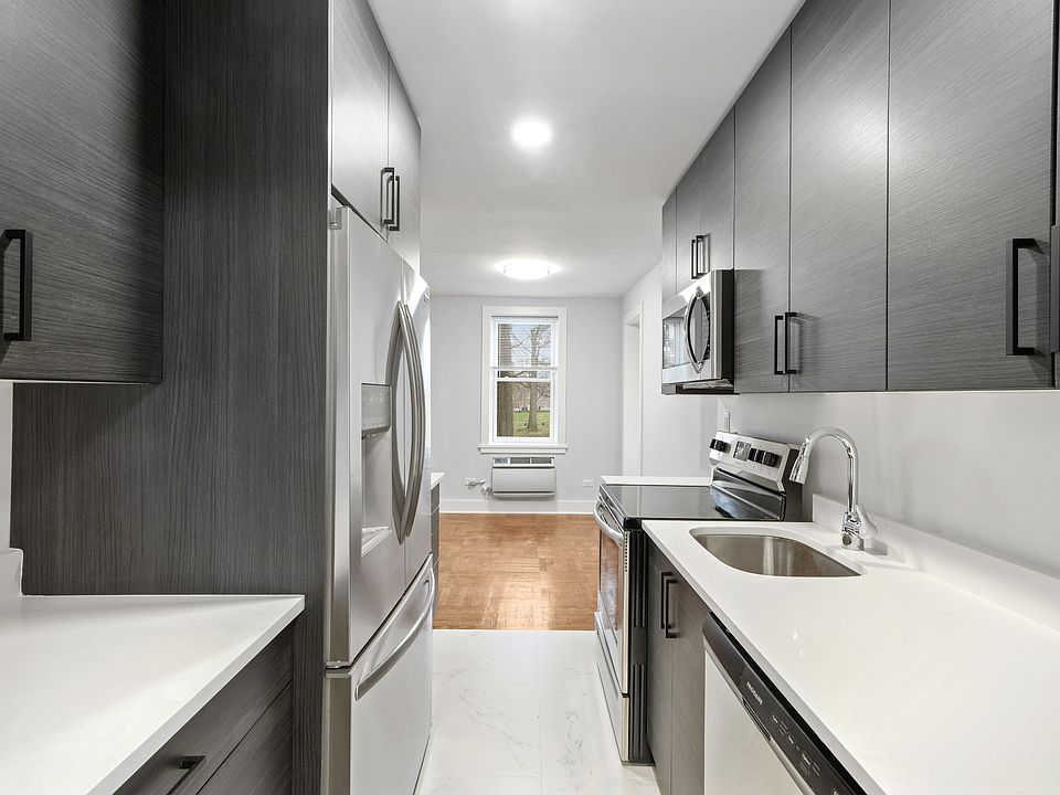 1st image of 1135 Pelham Pkwy Unit 2H