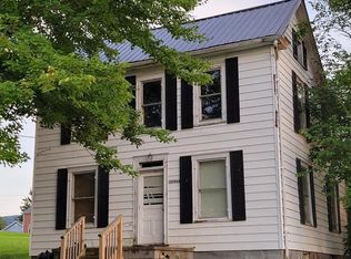 12046 Broad St, Waynesboro, PA 17268