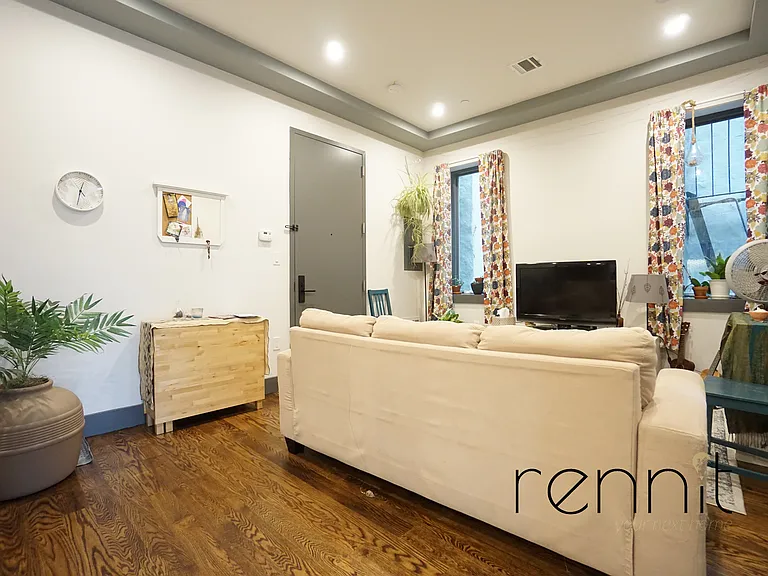 272 Throop Ave #3R — Photo 12