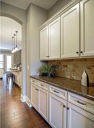 4th image of 2140 Georgian Cir #50