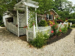 9336 Pekin Rd, Novelty, OH 44072