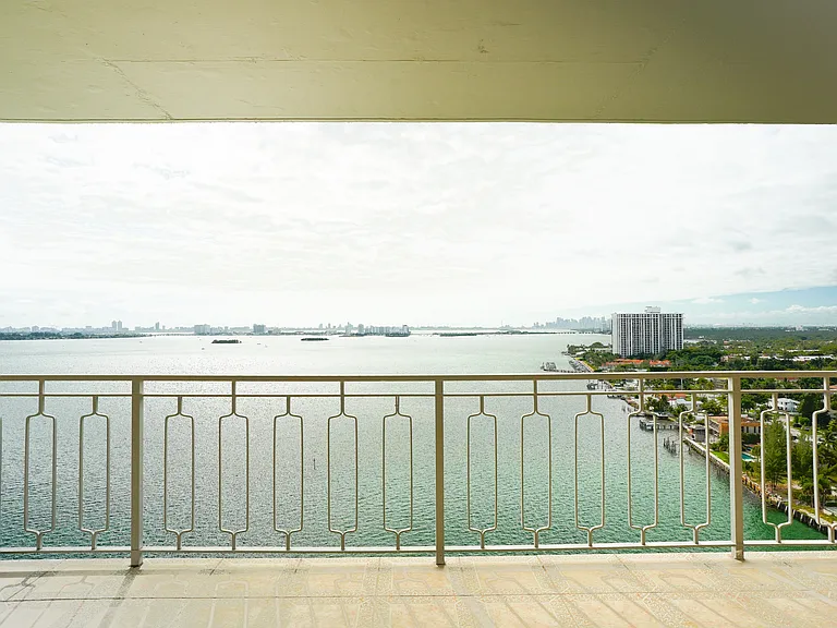 11111 Biscayne Blvd #20E — Photo 7