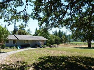 13901 N Applegate Rd, Grants Pass, OR 97527
