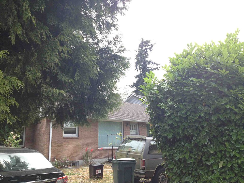 1st image of 10748 15th Ave NE
