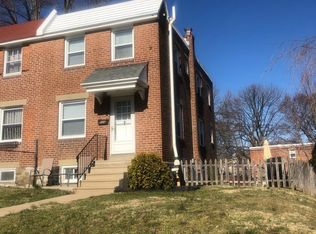 582 Acorn St, Philadelphia, PA 19128