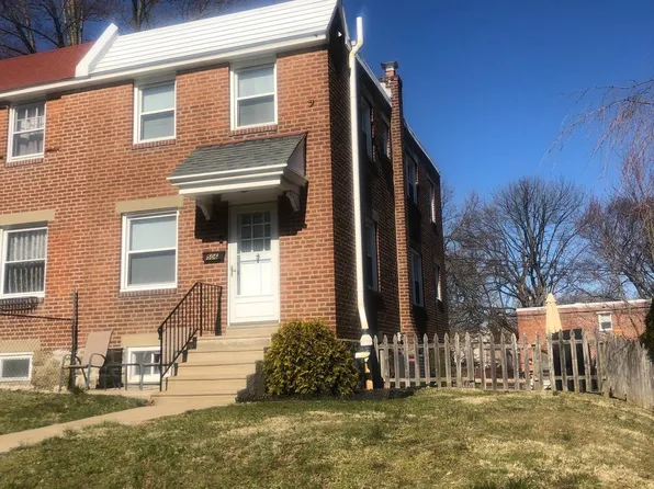 582 Acorn St, Philadelphia, PA 19128