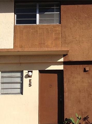 1st image of 10 SW 108th Ave #5E