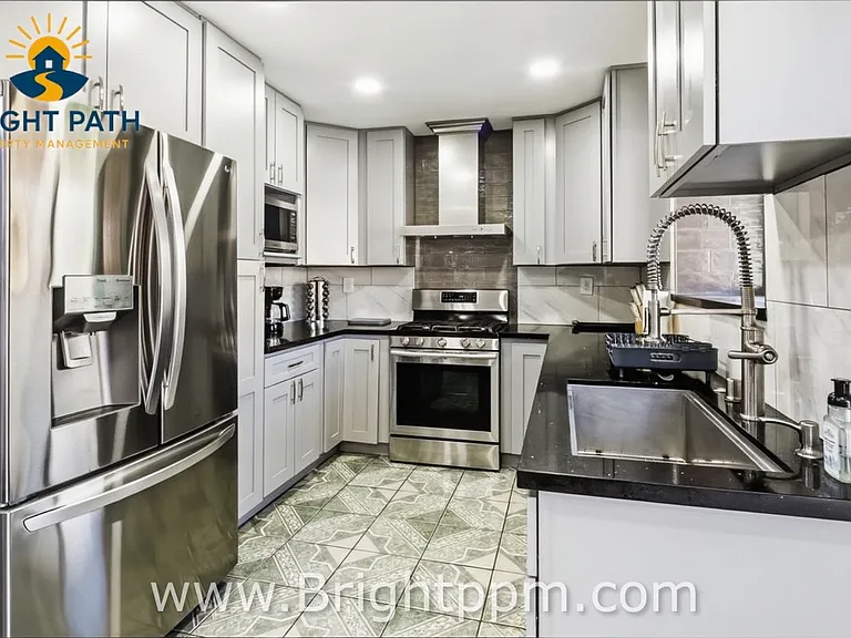 25280 Bay Ave — Photo 14