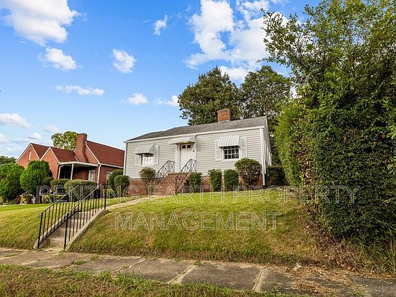 2nd image of 905 7th St W