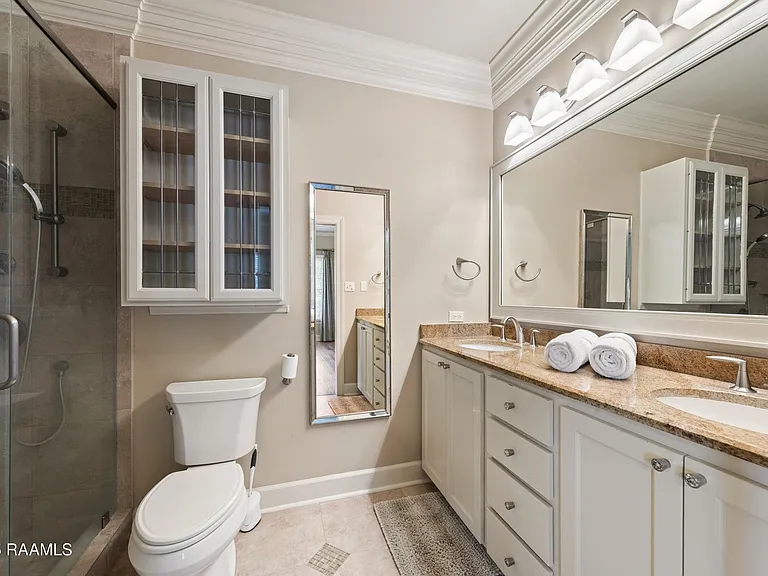 531 Esplanade Dr — Photo 5