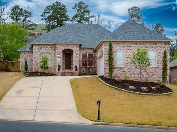 639 Epernay Pl, Little Rock, AR 72223