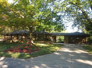 2845 Grant Dr, Ann Arbor, MI