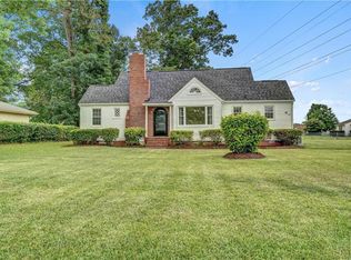 7819 Flowerfield Rd, Norfolk, VA 23518