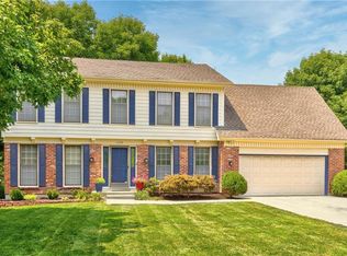 11736 W 102nd St, Overland Park, KS 66214