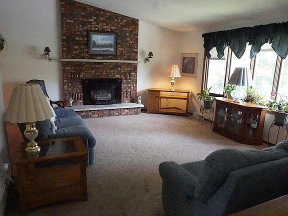 5th image of 802 Westwood Dr