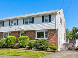 2 Keith Cir #2A, Woburn, MA 01801