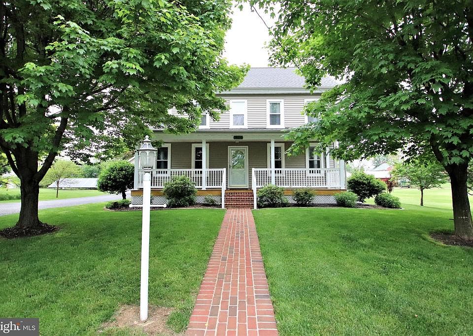 1st image of 18010 Horst Ln