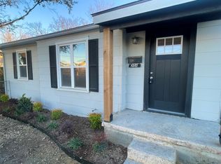 206 E 4th St, Kaufman, TX 75142