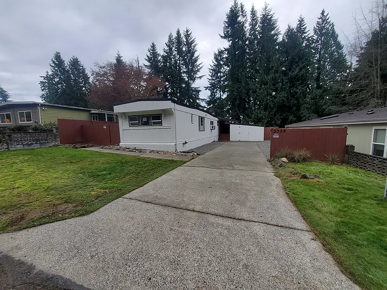 3328 206th Pl SE — Photo 1
