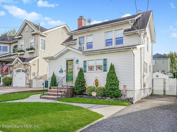 92 Ramblewood Ave, Staten Island, NY 10308