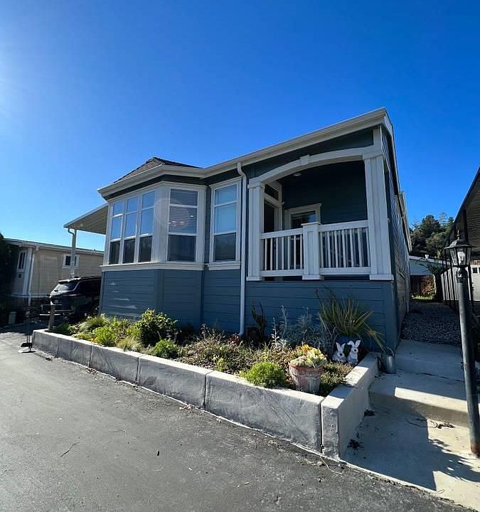 1st image of 53 Nandina Dr
