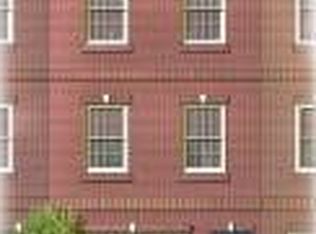 527 Fitzwater St, Philadelphia, PA 19147