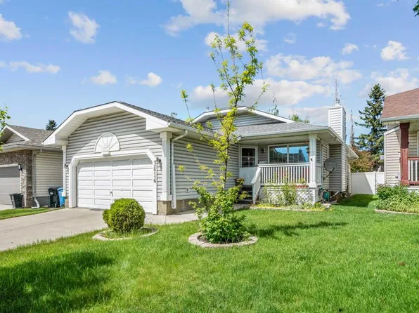 3614 SW Douglas Woods Hts SE, Calgary, AB T2Z 2G4