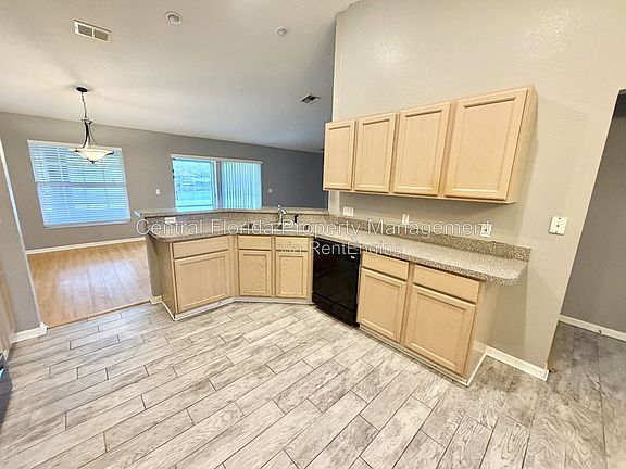 4th image of 3805 Springlake Village Ct