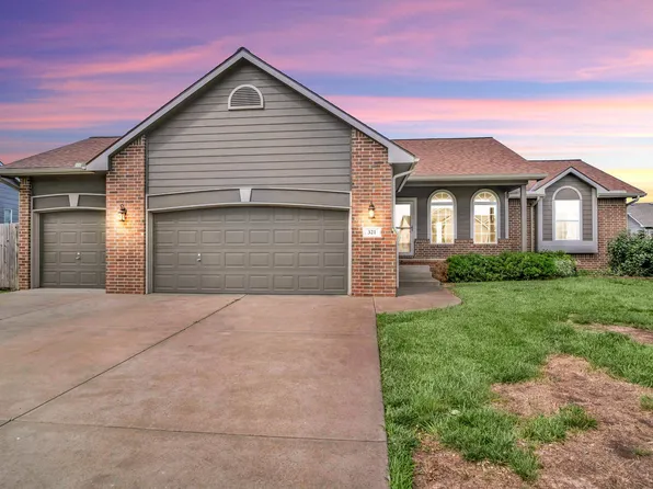 321 Matson St, Newton, KS 67114