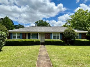 2214 Doncaster Dr, Albany, GA 31707