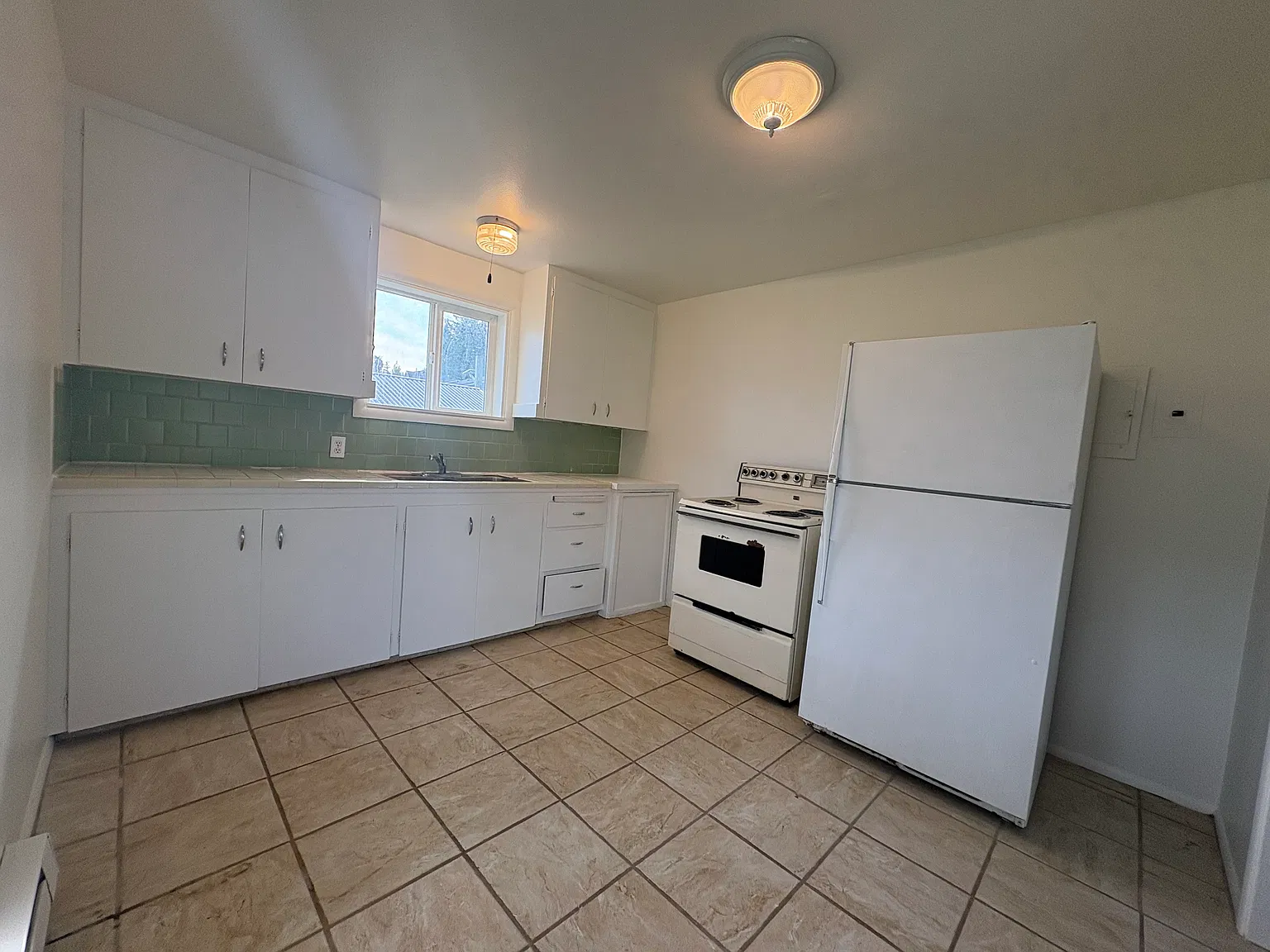 1 bed, $1,100 — Photo 1
