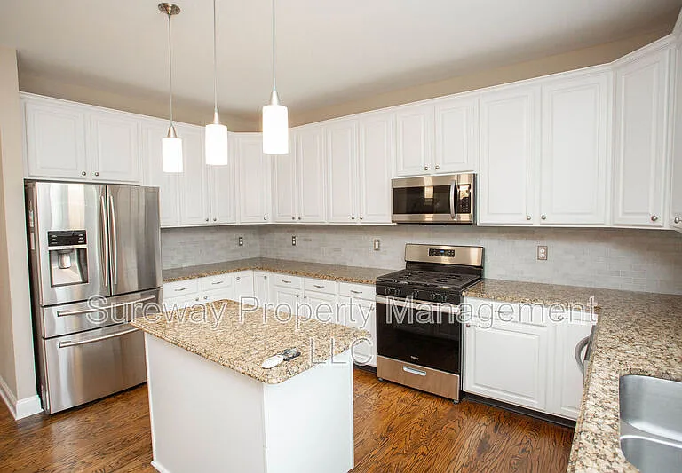 7 Amaryllis Ln — Photo 13