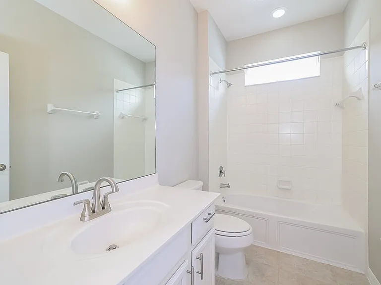 1392 Merion Dr — Photo 15