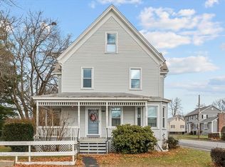 526 Pleasant St, Dracut, MA 01826