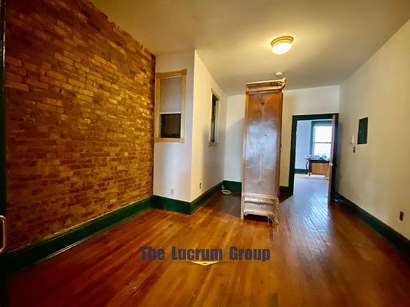 3rd image of 542 4th Ave APT 2