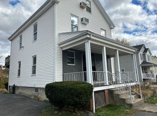 30 Metacomet Ave FLOOR 2, Rumford, RI 02916
