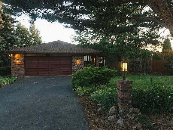 2nd image of 2206 Kimberly Dr