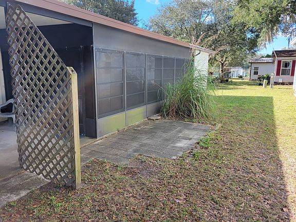 2nd image of 5743 Woodfield Ln