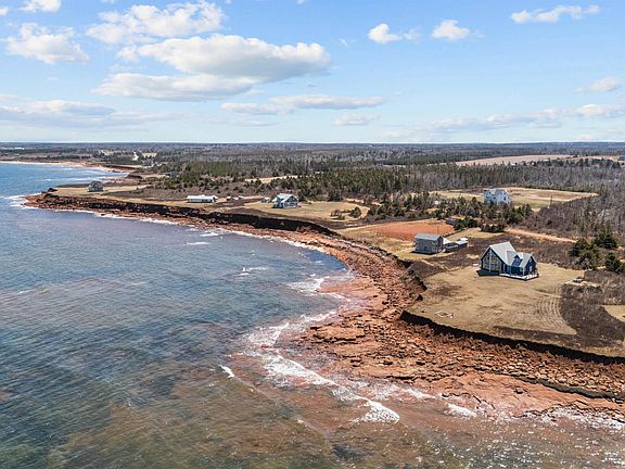 4th image of 182 Shore Rd