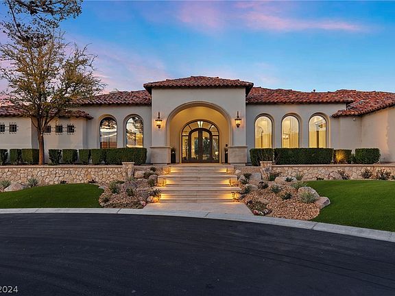 2nd image of 14 Paradise Valley Ct