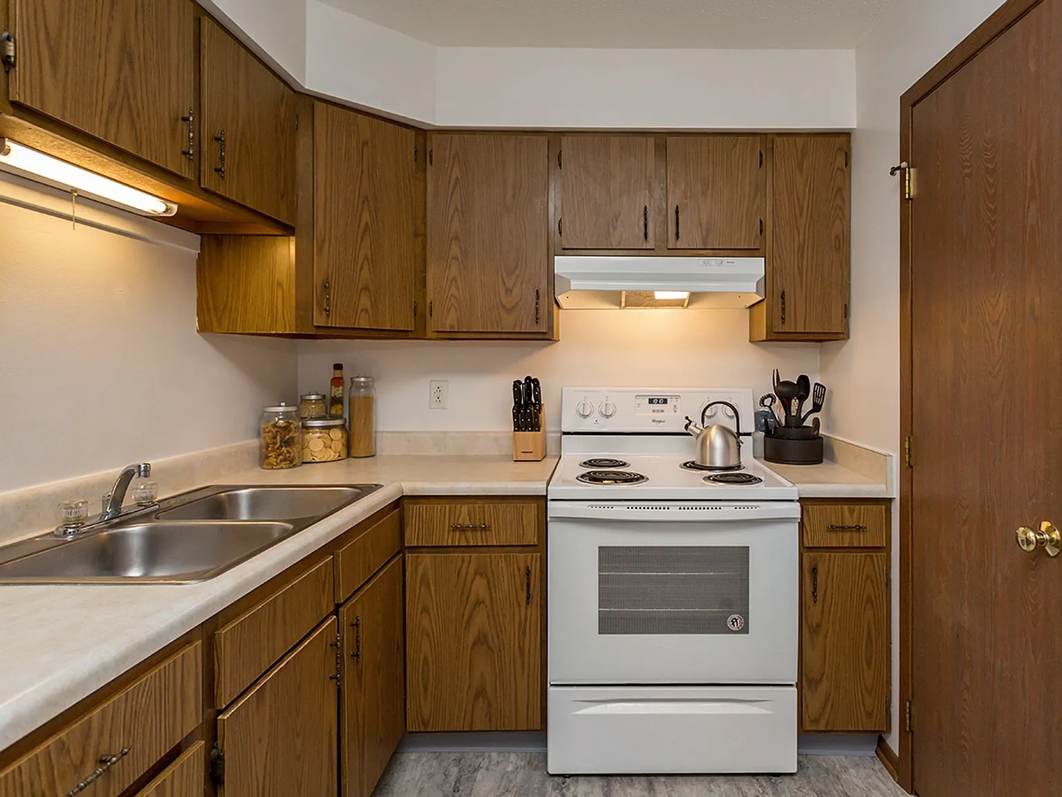 Indianola Park II Apartments — Photo 4